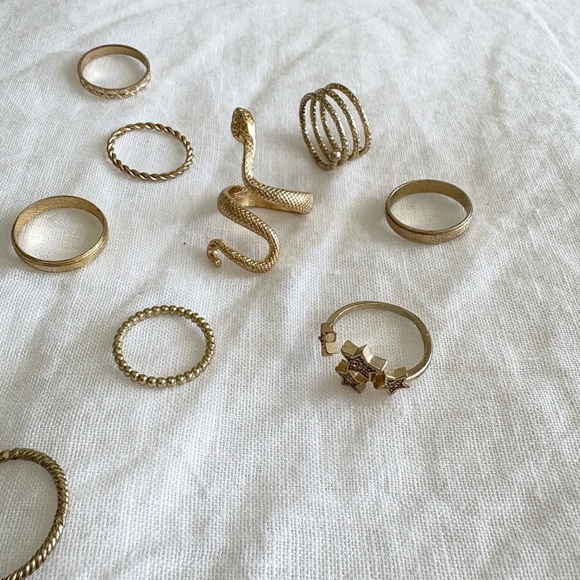 Wild Fable Gold Ring Set - Picture 3 of 5